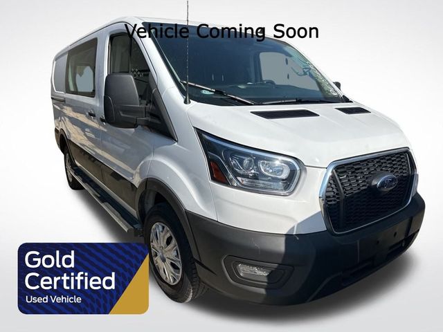 2023 Ford Transit Base