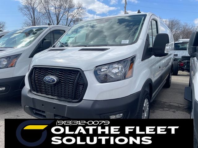 2023 Ford Transit Base