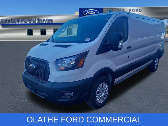 2023 Ford Transit Base