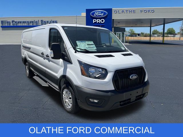 2023 Ford Transit Base