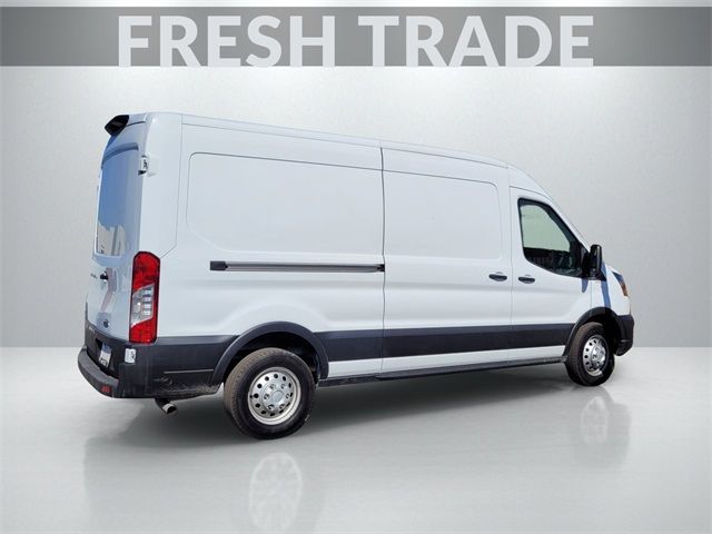 2023 Ford Transit Base