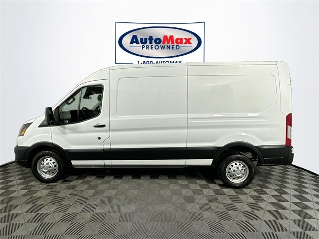 2023 Ford Transit Base