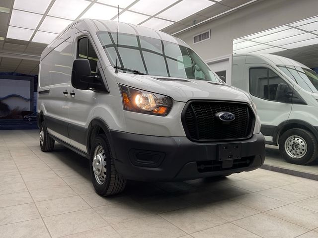 2023 Ford Transit Base