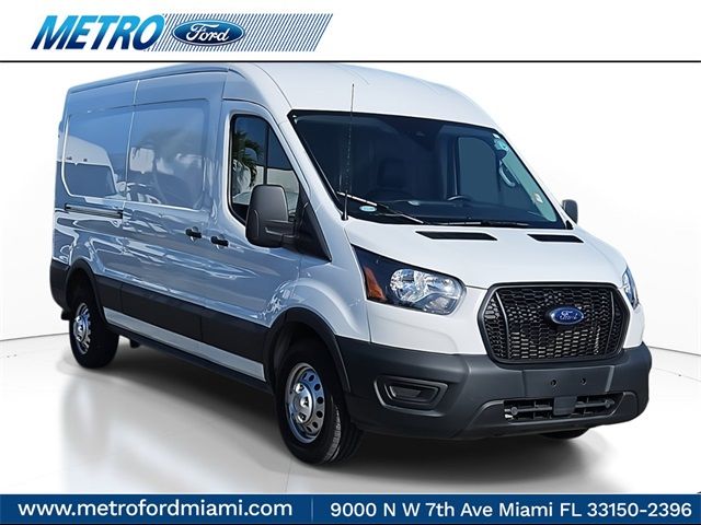 2023 Ford Transit Base