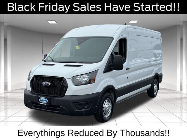 2023 Ford Transit Base