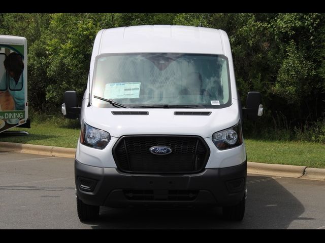 2023 Ford Transit Base