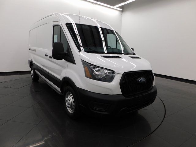 2023 Ford Transit Base