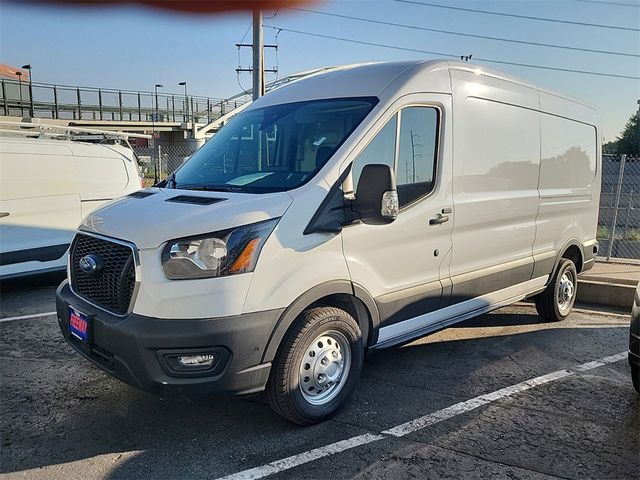 2023 Ford Transit Base