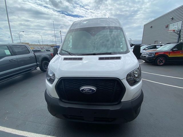 2023 Ford Transit Base