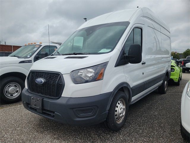 2023 Ford Transit Base