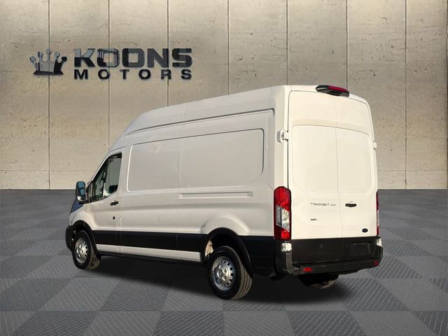 2023 Ford Transit Base