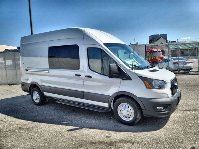 2023 Ford Transit Base