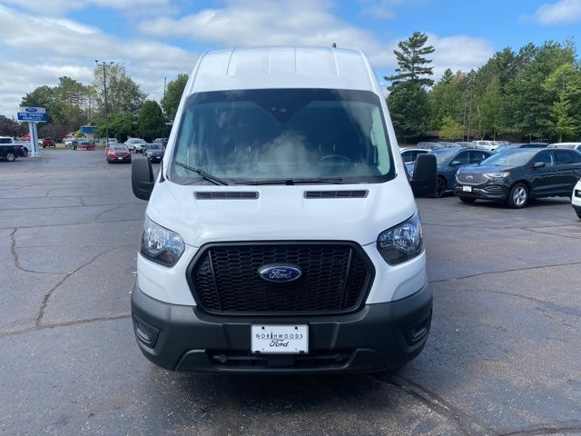 2023 Ford Transit Base