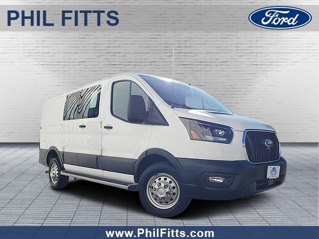 2023 Ford Transit Base