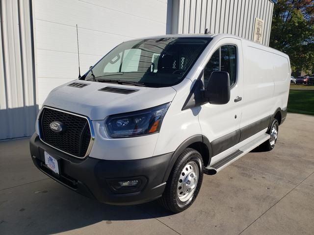 2023 Ford Transit Base