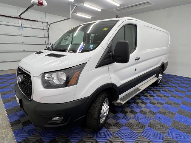 2023 Ford Transit Base