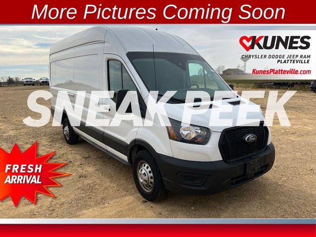 2023 Ford Transit Base