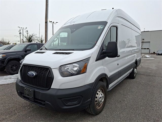 2023 Ford Transit Base