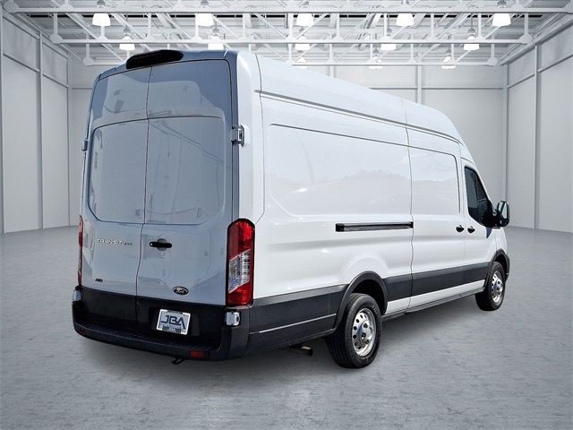 2023 Ford Transit Base