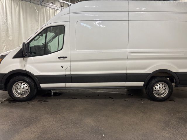 2023 Ford Transit Base
