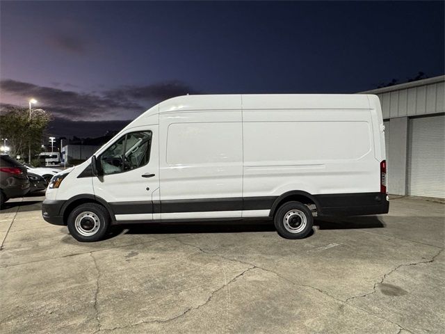 2023 Ford Transit Base