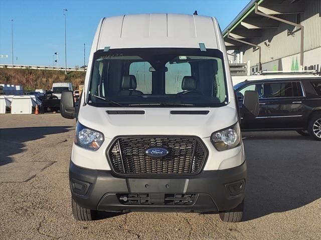 2023 Ford Transit Base