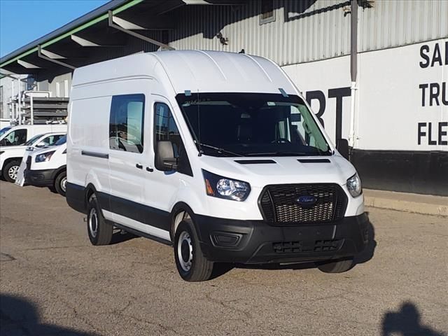 2023 Ford Transit Base