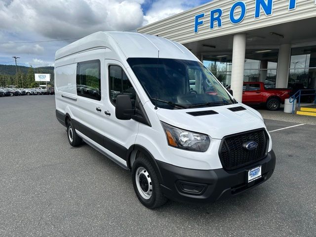 2023 Ford Transit Base