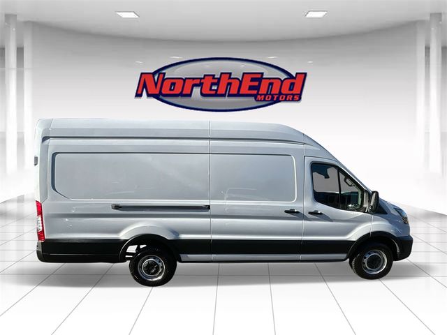 2023 Ford Transit Base