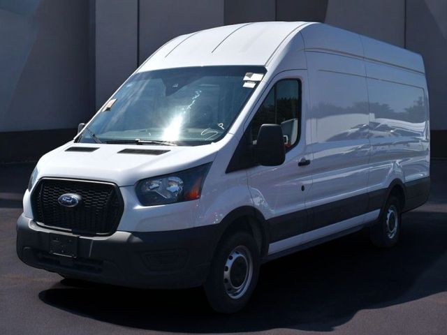 2023 Ford Transit Base