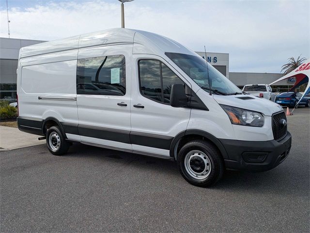 2023 Ford Transit Base