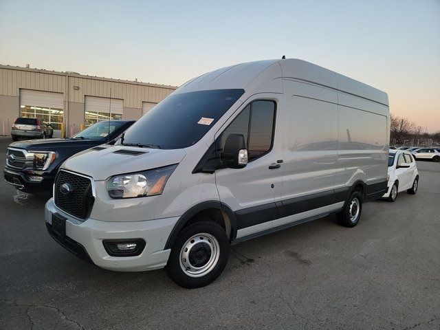 2023 Ford Transit Base