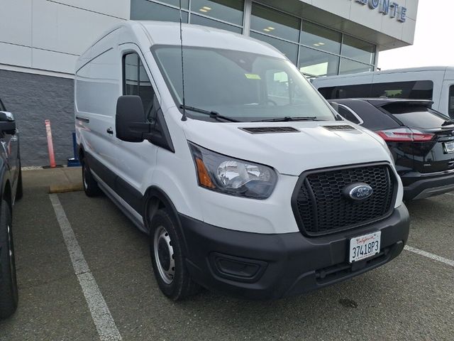 2023 Ford Transit Base