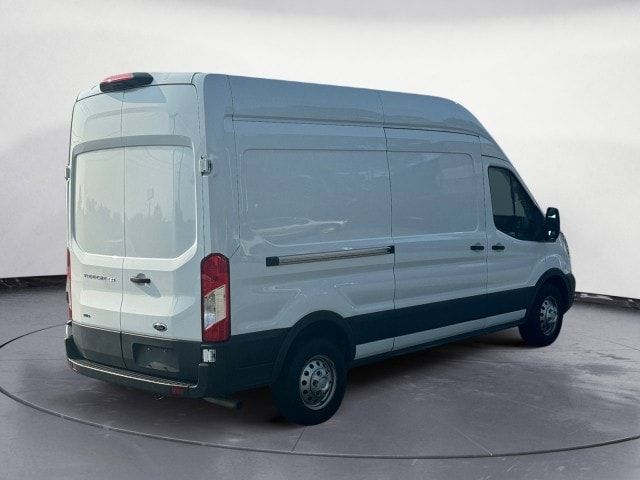 2023 Ford Transit Base