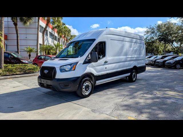 2023 Ford Transit Base