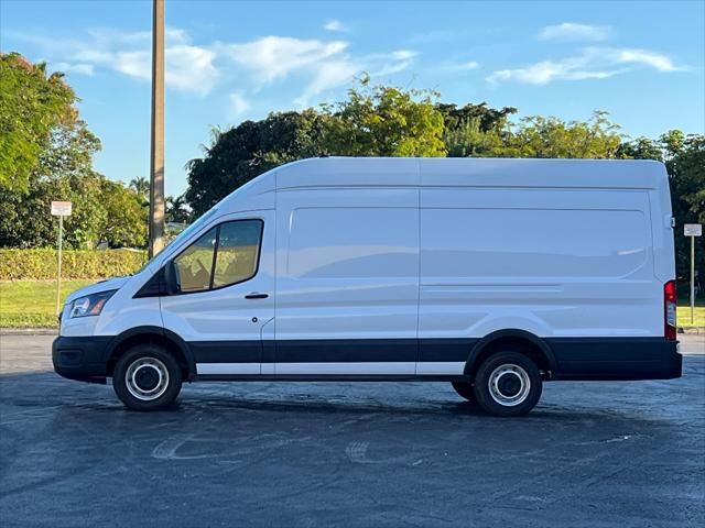 2023 Ford Transit Base