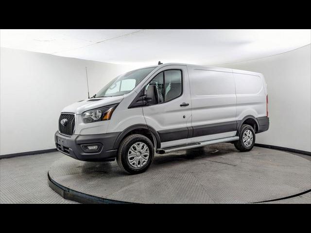 2023 Ford Transit Base
