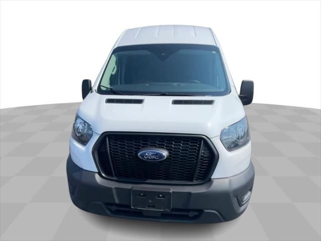 2023 Ford Transit Base