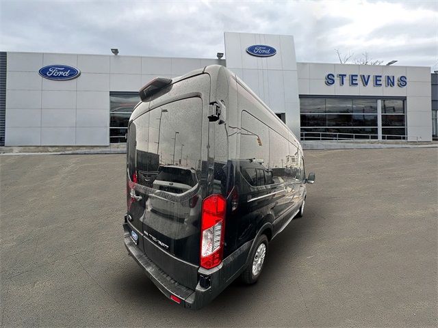 2023 Ford Transit XLT