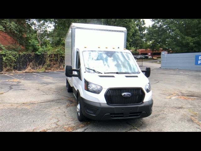 2023 Ford Transit Base