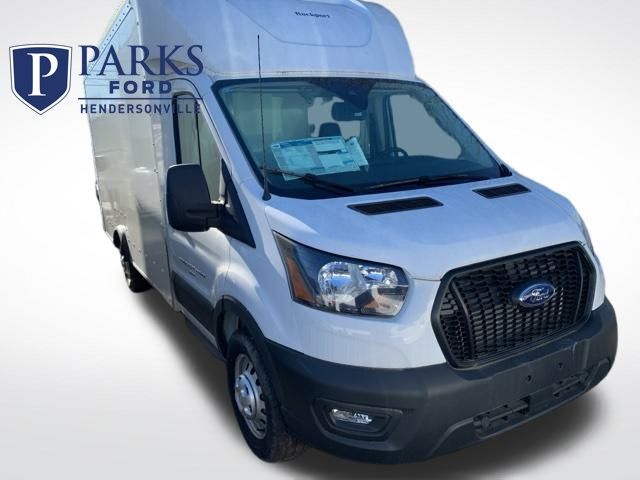 2023 Ford Transit Base