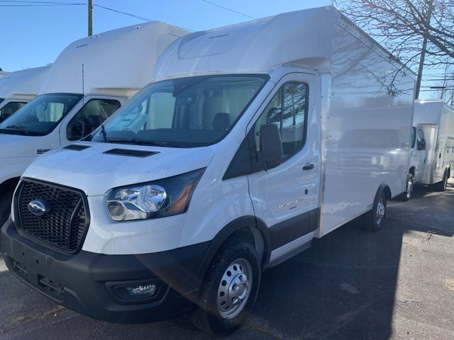 2023 Ford Transit Base