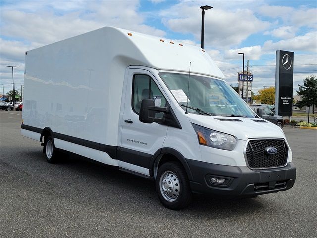 2023 Ford Transit Base