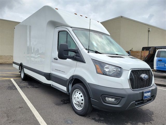 2023 Ford Transit Base