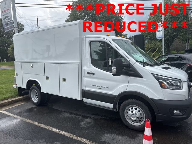 2023 Ford Transit Base
