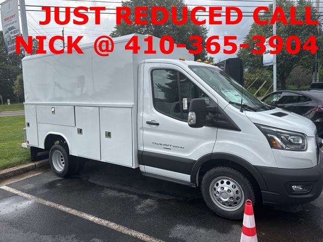 2023 Ford Transit Base