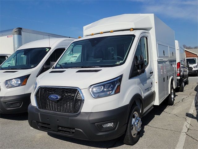 2023 Ford Transit Base