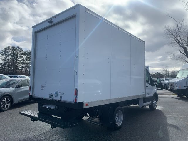 2023 Ford Transit Base