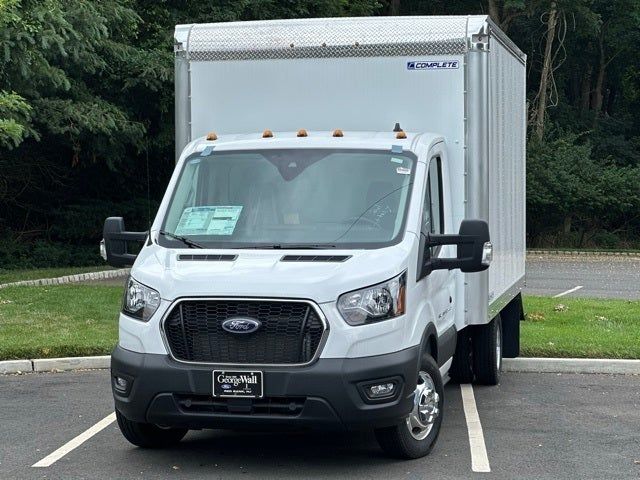 2023 Ford Transit Base