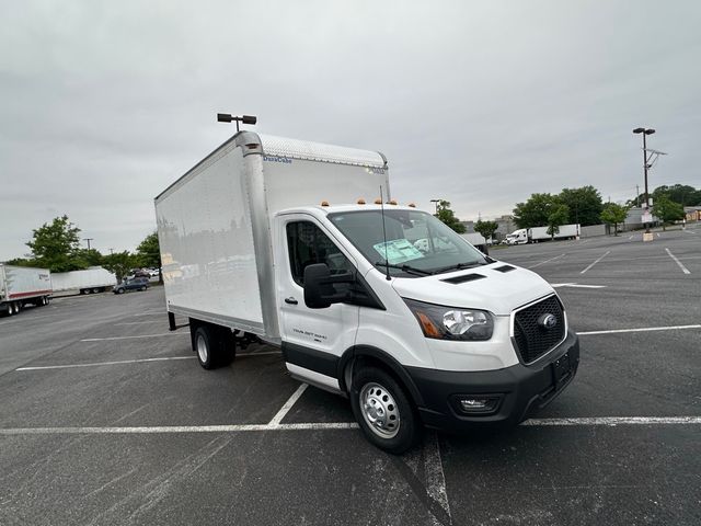 2023 Ford Transit Base